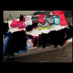 ENTIRE bundle mediums shorts top row/1 pant
Sports bra medium may be available